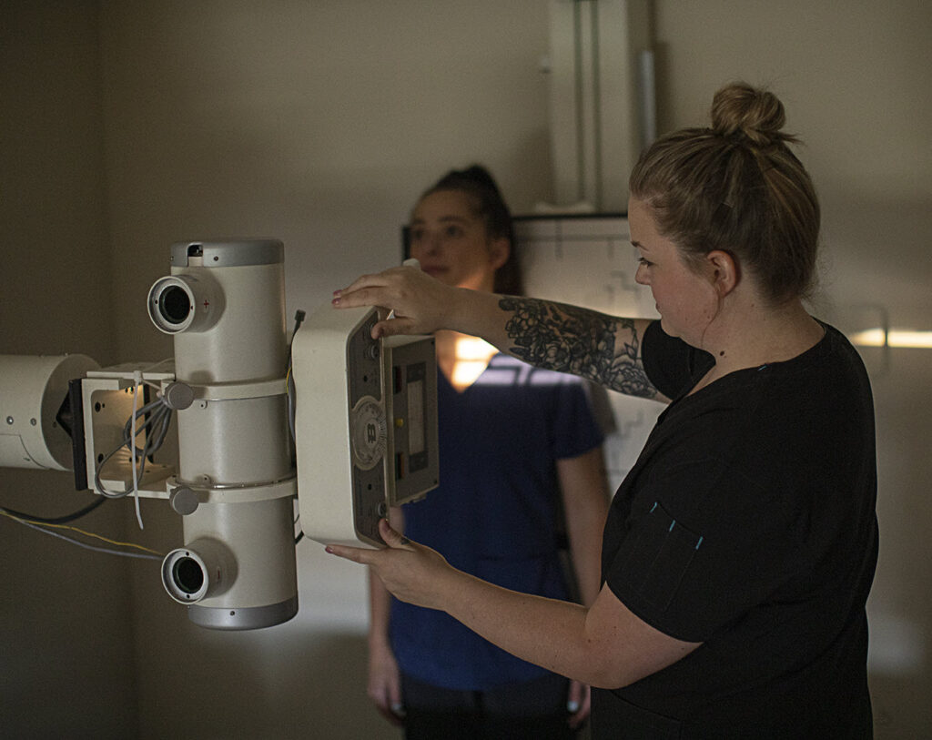 Helping People with High-Tech Healthcare: Five Advantages to Being a Radiologic Technologist
